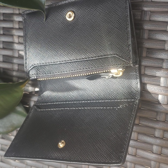 ❤♠️kate spade♠️ Pineapple Wallet - Picture 2 of 6